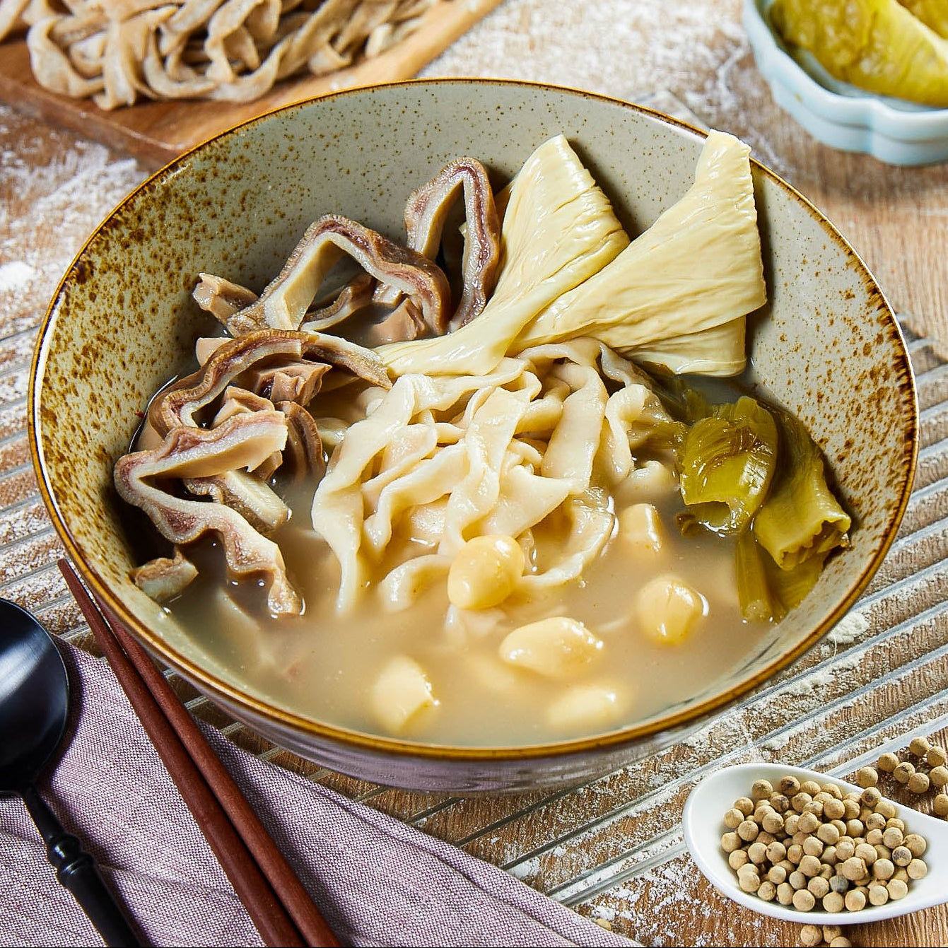 自家製鹹酸菜 · 胡椒豬肚湯 - Double Boiled Pickled Green Pork Stomach with Pepperc ...