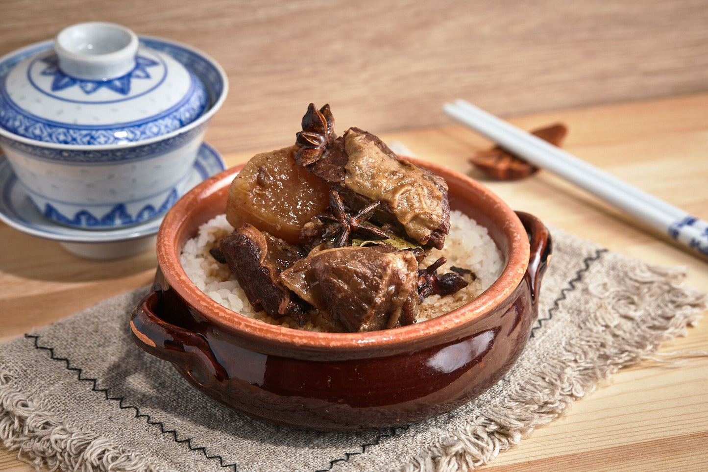 蘿蔔牛腩飯 Stewed Beef Brisket with White Radish Rice
